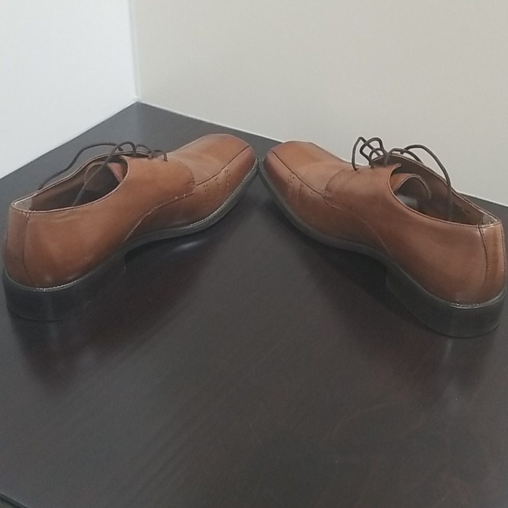 Men Shoes - Picture 6 of 7